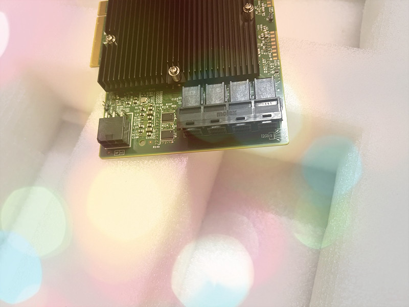 Scheda Controller RAID LSI SAS - Lsi 9300 16I Hba It Mode recensione e prezzo